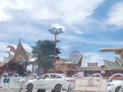 -七彩云南欢乐世界