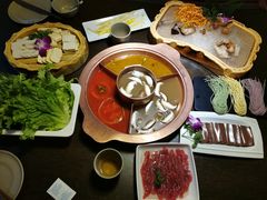 -滇釜火锅·能喝汤的火锅(车公庄店)