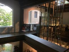 -穹六人间 people 6(岳阳路店)