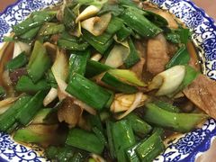 大蒜腊肉-宜城私房菜.臭鳜鱼(九华新街店)