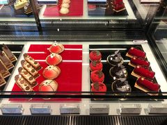 -Salon de The de Joel Robuchon(外滩18号店)