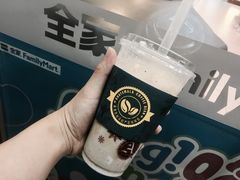 -全家便利店(宜山路站店)