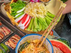 -张牌牌·东北烤肉小吃市集(金楠天街店)