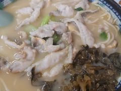 -明呈黄鱼面馆(斜土路店)