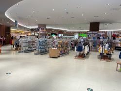 -孩子王(奥克斯广场店)