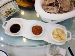 -马尔龙新疆饭店·清真(瑞景店)