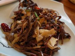 -小厨子私房菜·云南美食店