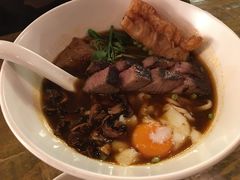 -晶华冠军牛肉面坊