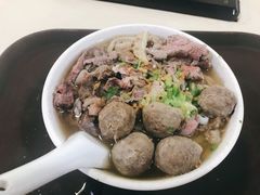 牛肉牛丸牛杂河粉-菜忠潮州牛肉店(岗厦店)
