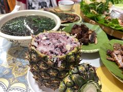 菠萝炒饭-沐毫傣泐云南菜孔雀宴•手抓饭傣味烧烤(曼听公园店)