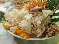 -澳美徕·港式花胶鸡火锅(高新万达店)