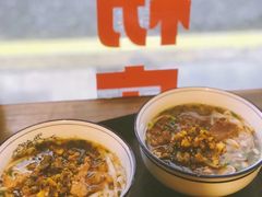 -矮子粉店1985·长沙米粉(湘春路店)