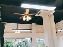 大堂-官塘鱻鱻鱼生