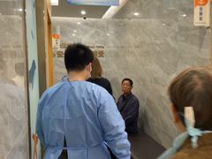-上海仁爱医院口腔科 · 种植