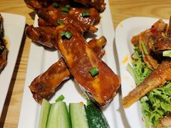 -小镇大厨新概念复合中餐厅(万达广场大连高新店)