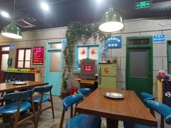 -超越炭火牛蛙火锅鸡(河东店)