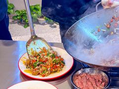 -洪霞餐馆·川菜·鲜货现炒(两江春城店)