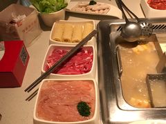 -海底捞火锅鲜切牛肉主题店(长寿路店)