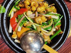 -沙胆彪炭炉牛杂煲(成都玉林店)