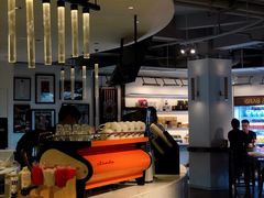 -Peet's 皮爷咖啡(东湖路手作店)