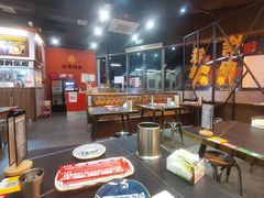-许哥东北烧烤·铁丳烤串·宫后夹肉(繁花中心店)