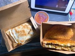 -CIN CIN CANTINA&BAR