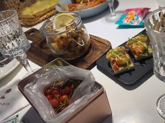 -秀儿家の小确幸融合西餐厅(万达店)