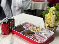 -猪三哥肥肠鸡川菜小炒