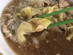 粿条汤-大华猪肉粿条面