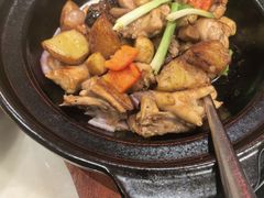 龙城啫啫鸡煲-誉八仙粤菜(万象天地店)