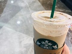 -星巴克(杭州西湖银泰1F店)
