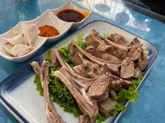 -三江源美食城