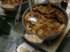 -刘姐啤酒鱼民族演艺餐厅(西街总店)