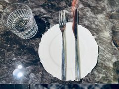 -LESCEDARS Brasserie Bistro香柏树