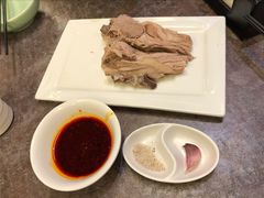 手抓羊肉半斤-贯贯吉·清真餐厅(浙江中路店)