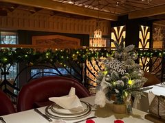 -Mogul Eatery·大亨餐酒馆