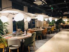 大堂-日进一片海.生腌海鲜火锅.宵夜烧烤(三里屯总店)