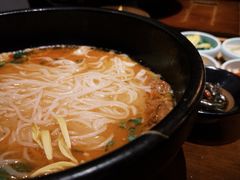 -银米·云南传统过桥米线(双廊黑金冠店)