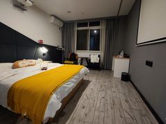 -苏州雲墨·简欧设计师酒店(观前街店)