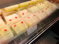 -红宝石·鲜奶小方·海派西点房(金杨店)
