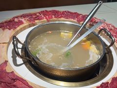 -牛人日志·鲜牛肉骨汤火锅(万科里瑧店)
