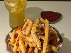 -春树下·树屋花房西餐厅(罍街AS1980店)