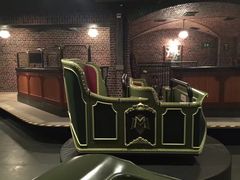 -小镇影院迪士尼小熊Duffy与他的朋友合影地