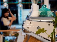 -OZ cafe(南昌路店)