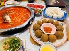 -聚黔堂凯里酸汤鱼美食店
