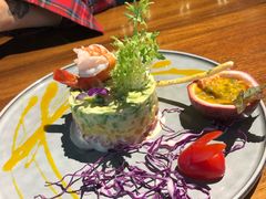 牛油果鲜虾塔塔-巴别塔法餐舍(合作路店)