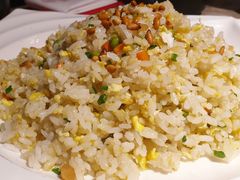 -沪小胖小龙虾(淮海中路旗舰店)
