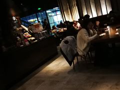大堂-星巴克(北京三里屯SOHO一店)