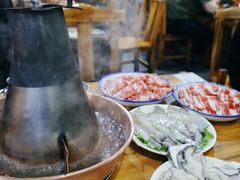 东镇肥牛-东镇老火锅(长春路首店)