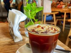 冰美式-Common Table · Brunch & Coffee